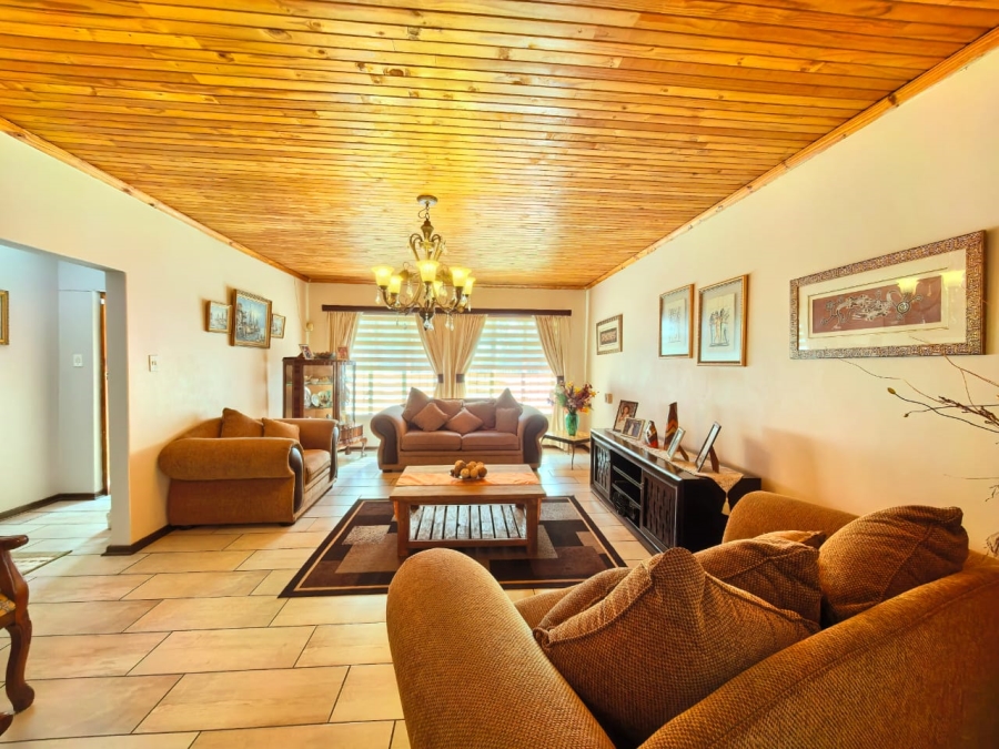 3 Bedroom Property for Sale in Vaalpark Free State